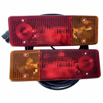ŚWIATŁA TYLNE ZESTAW LAMP PRZYCZEP URSUS ZETOR CIĄGNIK TRAKTOR przewód 10 m